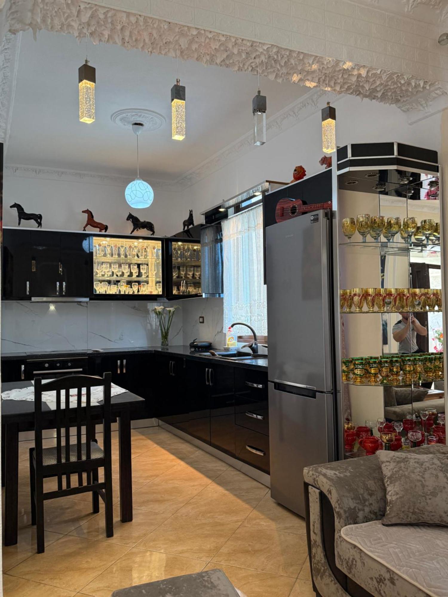 Anel'S Guesthouse Берат Екстериор снимка